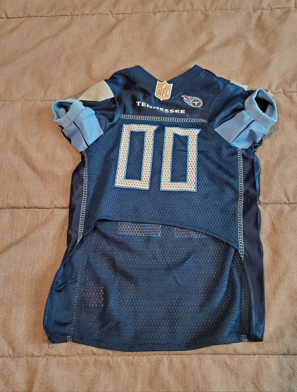 Pets NFL Mesh Jersey for Dogs & Cats Titan Comfortable Dog Shirt & Cat Shirt (M)